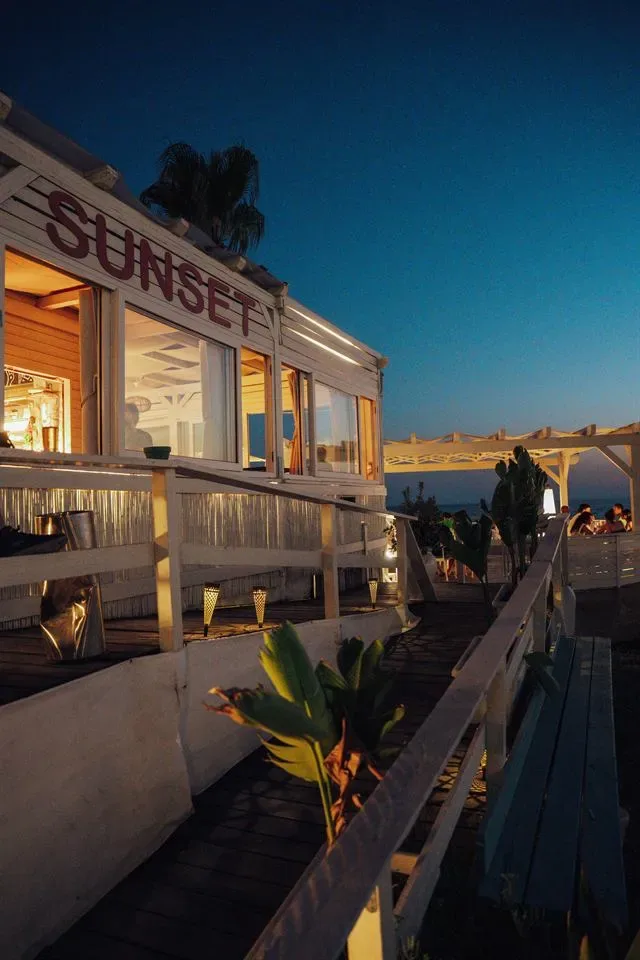 Sunset Café
